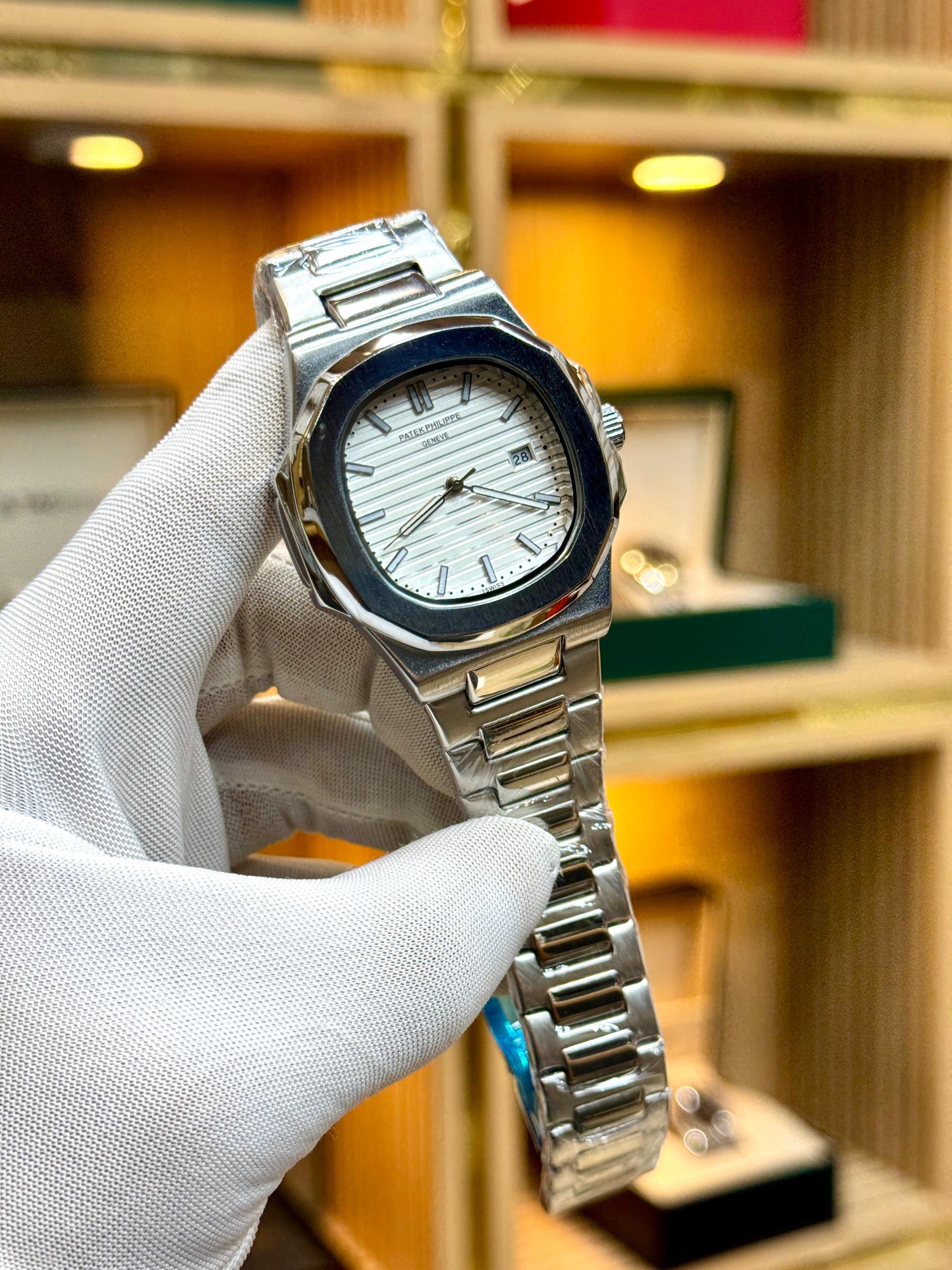 PATEK PHILLPPE (NAUTILUS)